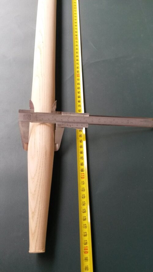 Násada dřevěná jasanová 180 cm/ 40 mm tvarovaná - 1