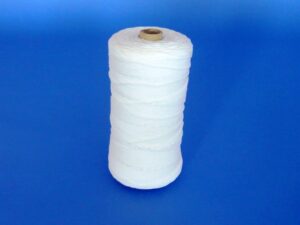 Provázek polyethylen (PET) Ø 2,5 mm/ 2 kg pletená, bílá