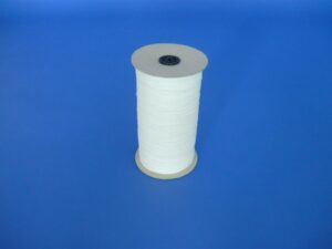 Provázek polyester (PES) Ø 0,9 mm/ 1 kg, pletená, bílá